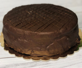 TORT SACHER ŚREDNI