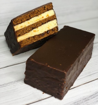 PIERNIK SZWEDZKI 0,90 kg